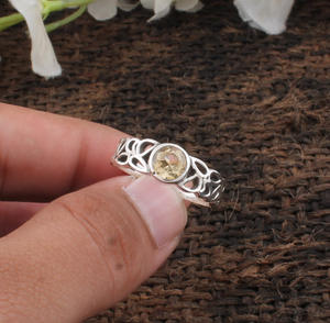 แหวนแต่งงานซิทรินธรรมชาติ เงินแท้ 925 ชุบเงิน ประดับพลอยสีเหลืองทรงบริลเลียนท์คัต ดีไซน์คลาสสิก คุณภาพสูง สำหรับผู้หญิง - Product Image 6