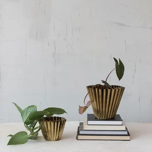 Maceta Digital Ecológica Premium con Acabado Cromado, Diseño Cuadrado, Estilo Americano Vintage para Mesa de Comedor Moderna - Product Image 2