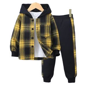 Conjunto deportivo de dos piezas para hombre y niño, otoño-invierno, informal, 100% algodón, manga larga, a cuadros, con logo en contraste en la parte delantera y capucha. - Product Image 2