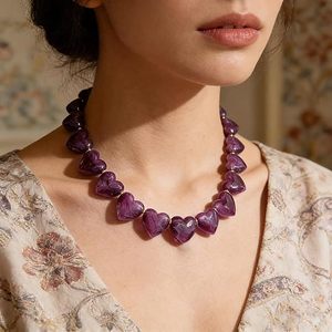 Colliers Cœur Tendance Bohème Multicolore en Résine Acrylique pour Femme, Collier Ras-du-Cou Perlé avec Perles d'Amour, Violet - Product Image 3