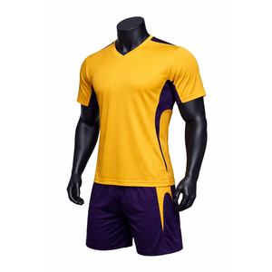 Ensemble maillot et short de football personnalisé OEM en gros, kit d'entraînement et de match anti-humidité, marque privée - Product Image 4