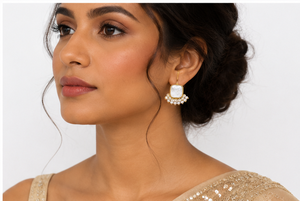 Pendientes colgantes de latón con perlas sintéticas, chapados en oro de 18 quilates, hechos a mano, joyería para mujer para uso diario. - Product Image 4