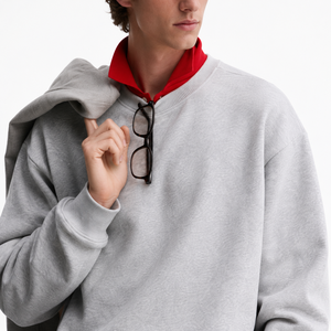 Sudadera de Cuello Redondo Gris para Hombre, Corte Holgado, Color Sólido, Tejida, 100% Algodón, Ropa Casual de Otoño - Product Image 4