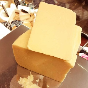 Queso Cheddar de Alta Calidad en Venta al por Mayor, Queso Cheddar con Sabor Intenso y Textura Suave para Compradores - Product Image 3