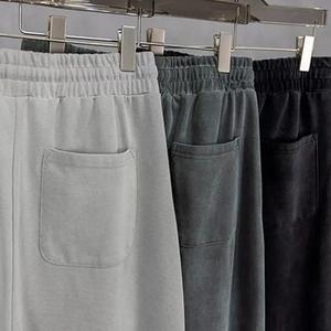 Pantalones de hombre lavados, pantalones deportivos vintage con lavado ácido y estampado de diamantes de imitación, pantalones jogger descoloridos por el sol. - Product Image 3