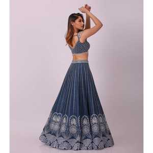 Ropa de fiesta de diseñador Lehenga Choli con hilo de lentejuelas arcoíris y trabajo Dori - Product Image 3