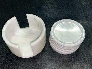 ชุดจานรองแก้วหินอ่อนสีขาวทำมือ 6 ชิ้น พร้อมที่วาง ตกแต่งโต๊ะอย่างหรูหรา - Product Image 2