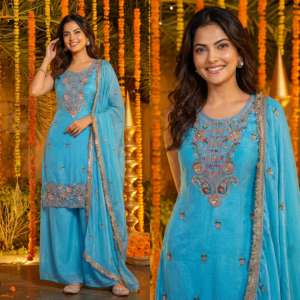 Conjunto de 3 Piezas de Seda de Diseñador Más Vendido con Bordado de Cuentas y Lentejuelas para Uso Casual o para Fiestas de Oficina - Product Image 4