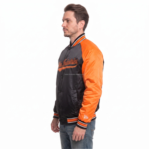 Blouson universitaire personnalisé à col montant noir et orange en satin brodé, écologique, pour l'université et le lycée, tendance hiver - Product Image 2