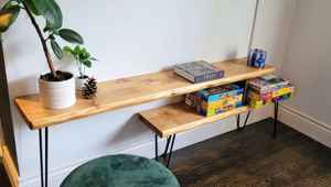 โต๊ะคอนโซลไม้เนื้อแข็งพร้อมชั้นวางของและขาเหล็กทรงแฮร์พิน โต๊ะทางเข้าสไตล์โมเดิร์นสำหรับบ้าน อพาร์ตเมนต์ และใช้งานเชิงพาณิชย์ - Product Image 3