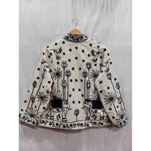 เสื้อแจ็คเก็ตขนสัตว์ปักลายทำมือสำหรับผู้หญิง สไตล์โบโฮ ลายช้างและดอกไม้ แบบแคชเมียร์ เสื้อโค้ทฤดูหนาว ดีไซน์เนอร์สไตล์ชาติพันธุ์ - Product Image 6
