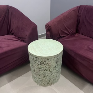 Mesa Auxiliar Moderna de Hierro Grabado S589 de Diseño Artesanal con Acabado Verde Claro, Forma Irregular, Decoración para el Hogar - Product Image 2