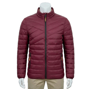 Veste d'hiver matelassée premium pour homme - Manteau léger style bomber avec tissu résistant à l'eau et logo personnalisé - Product Image 1