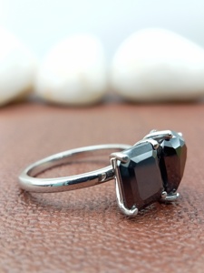 D'VINS JEWELS Bague de Fiançailles et de Mariage Tendance en Or Rose, Forme Poire, Ornementée de Pierres Blanches Certifiées de Couleur D, Taille Brillant - Product Image 4