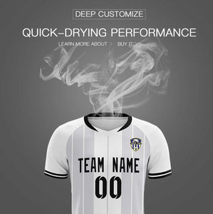 Maillots de football personnalisés en polyester à 100 % pour ligues, impression par transfert thermique, motifs résistants à la décoloration, badges, impression courte. - Product Image 4