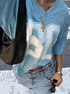 Jersey de Fútbol Americano Personalizado para Mujer, Estilo Urbano, 100% Poliéster, Malla, Hombros Caídos, Recortado, con Serigrafía - Product Image 3