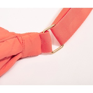 Sac bandoulière léger en forme de boulette orange pâle, sac à bandoulière réglable de couleur unie - Product Image 5