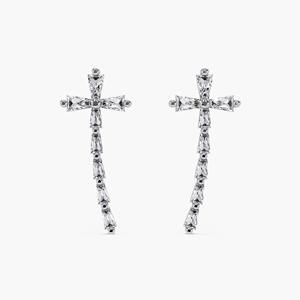 Modernos Pendientes de Cruz con Diamantes de Laboratorio Baguette en Oro de 14K, 0.40CTW, Elegantes Pendientes Religiosos, Joyería Fina para Mujer, Regalo - Product Image 1
