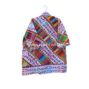 Hermosa y cómoda chaqueta de algodón puro con diseño de calado, hecha a mano, multicolor, para niñas, diseño de calado para el invierno. - Product Image 5