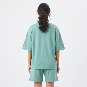 Ensemble décontracté d'été 2026 de haute qualité pour femme : T-shirt court imprimé personnalisé et short assorti (deux pièces) - Product Image 3