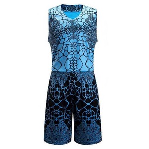 Ensemble d'uniformes de basketball pour jeunes Crystal Sports |   Maillots et shorts de sublimation personnalisés pour enfants, vêtements de sport d'entraînement, échantillon gratuit, usine - Product Image 2