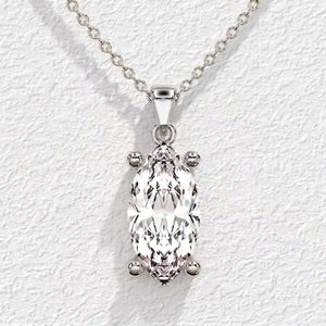 จี้เพชรทรงมาร์คีส์เคลือบทอง 14K เพชรเพาะเลี้ยงในห้องปฏิบัติการ สร้อยคอจี้เดี่ยวทันสมัย รับรองโดย IGI ของขวัญสำหรับงานแต่งงานและงานหมั้น - Product Image 3
