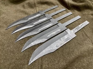 Couteaux de chasse Bowie OEM faits main de qualité industrielle, lames vierges en acier Damas, manche en acier, pointe tombante, 10 pouces, style Viking FH-215 - Product Image 1