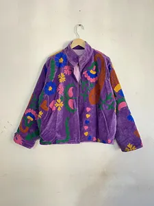 Veste en velours rose brodée à la main, motif floral complexe, style bohème chic et romantique, vêtement d'extérieur pour l'hiver - Product Image 2