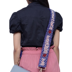 New Arrival Brazeal Studio Designer Women Purses Handmade Beaded Straps Cross Body Bag <b>Dog</b> <b>Hook</b> Closure Satin Lining Adjustable - Product Image 3