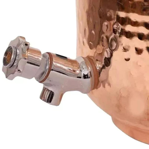 Distributeur d'eau en cuivre martelé avec couvercle et robinet amovibles – Contenant de boissons traditionnel pour la maison, l'hôtel et le restaurant - Product Image 2