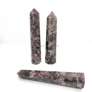 Grosir merah muda Garnet Obelisk penyembuhan tongkat tangan dipoles tangan chakra kristal penyembuhan untuk pijat