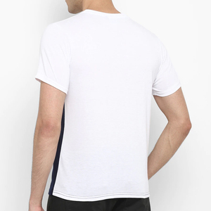 เสื้อยืดดีไซน์ใหม่ปี 2026 สีขาวดำผสมผสานสำหรับผู้ชาย ผลิตในปากีสถาน พร้อมดีไซน์และโลโก้แบบกำหนดเอง - Product Image 2