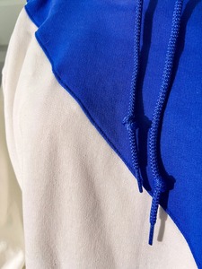 Sweats à capuche unisexes bicolores, logos personnalisés, coton molletonné de haute qualité avec poches kangourou, vêtements d'hiver pour sororité. - Product Image 5
