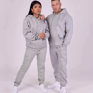 Conjunto Deportivo de Invierno para Hombre, Sudadera con Capucha y Estampado Floral, Pantalones Deportivos Transpirables de Punto 100% Poliéster con Cordón Ajustable - Product Image 1