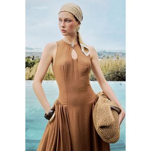 Vestido Maxi sin Mangas para Mujer al por Mayor de Vietnam, con Cuello de Agujero, Cintura Alta, Casual y Elegante para Verano [V9073] - Product Image 2