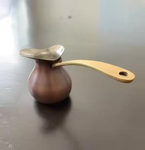 Cafetera turca de latón de alta calidad con acabado pulido para preparar café fuerte, tetera turca vintage al precio más bajo. - Product Image 1