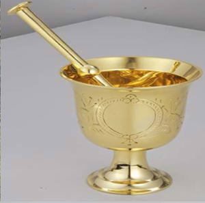Juego de mortero y pilón de latón dorado pulido con borde ancho para triturar especias de cocina, disponible a precios de mayorista. - Product Image 6