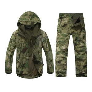 Nuevo y elegante traje de caza de invierno OEM, fabricado en Pakistán, de secado rápido, impermeable, transpirable y a precio económico. - Product Image 1