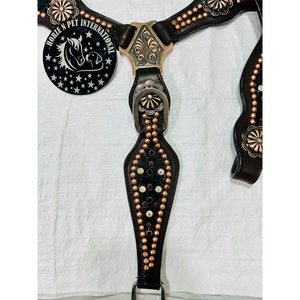 Conjunto de cabezada de una oreja y pechera de cuero negro estilo western para caballo, con conchos y pedrería, para equitación - Product Image 6