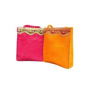 Cadeaux de mariage pour femmes, cadeaux Haldi Mehendi, sacs cadeaux pour la mariée et le marié, pochettes, cadeaux indiens pour sangeet, mehndi, nikkah, dholki - Product Image 1