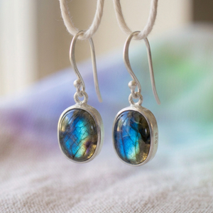 Pendientes de Plata de Ley 925 con Labradorita de Corte Ovalado, Juego de Pendientes con Cristal Azul Fuego, Joyería de Boda para Mujer - Product Image 1