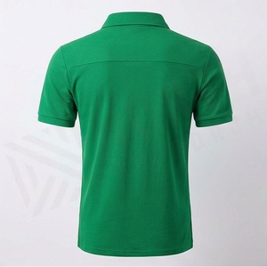 Vente en gros de polos pour hommes sur mesure avec logo imprimé, nouveau design, couleur unie, tissu tricoté, fabriqué au Pakistan - Product Image 2