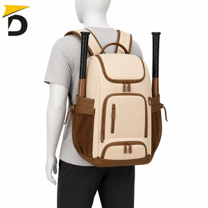 Bolsa de entrenamiento de béisbol que proporciona almacenamiento organizado, material duradero y fácil transporte para equipo y accesorios de práctica. - Product Image 5