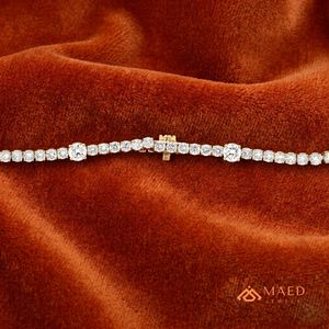 สร้อยข้อมือเทนนิสโมอิสซาไนต์สีทองสำหรับผู้หญิง ดีไซน์โซ่เส้นเล็ก สวยงามทันสมัย เหมาะเป็นของขวัญวันครบรอบแต่งงาน เครื่องประดับหรูหรา สไตล์หรู - Product Image 2
