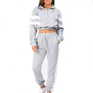 Ensemble de survêtement tricoté marron à capuche pour femme, manches longues, couleur unie, coupe ample, tenue décontractée pour l'automne - Product Image 4
