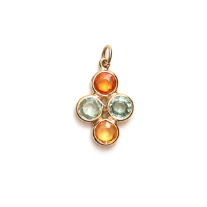 Colgante Floral de Zafiro Multicolor Natural en Oro Amarillo Sólido de 14K – Colgante Floral con Gema de Pera Arcoíris Engastada en Bisel - Product Image 1