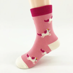 Chaussettes pour hommes de qualité supérieure avec logo coloré, fabricants de chaussettes en coton personnalisées, chaussettes tricotées sur mesure OEM - Product Image 4