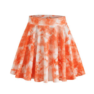 Jupe courte plissée tie-dye orange pour femme, taille haute, coupe trapèze, en mousseline, décontractée pour l'été - Product Image 2