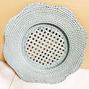 Nouveau design de set de table en rotin festonné, fabriqué au Vietnam, OEM ODM, couleur et dimensions personnalisables - Product Image 6