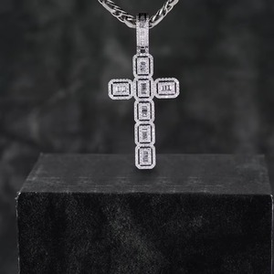 Pendentif Hip Hop Personnalisé en Argent 925, Design Street Fashion Glacé, Moissanite, Croix Personnalisée, Coupe Brillante, Plaqué Rhodium, Luxe - Product Image 1